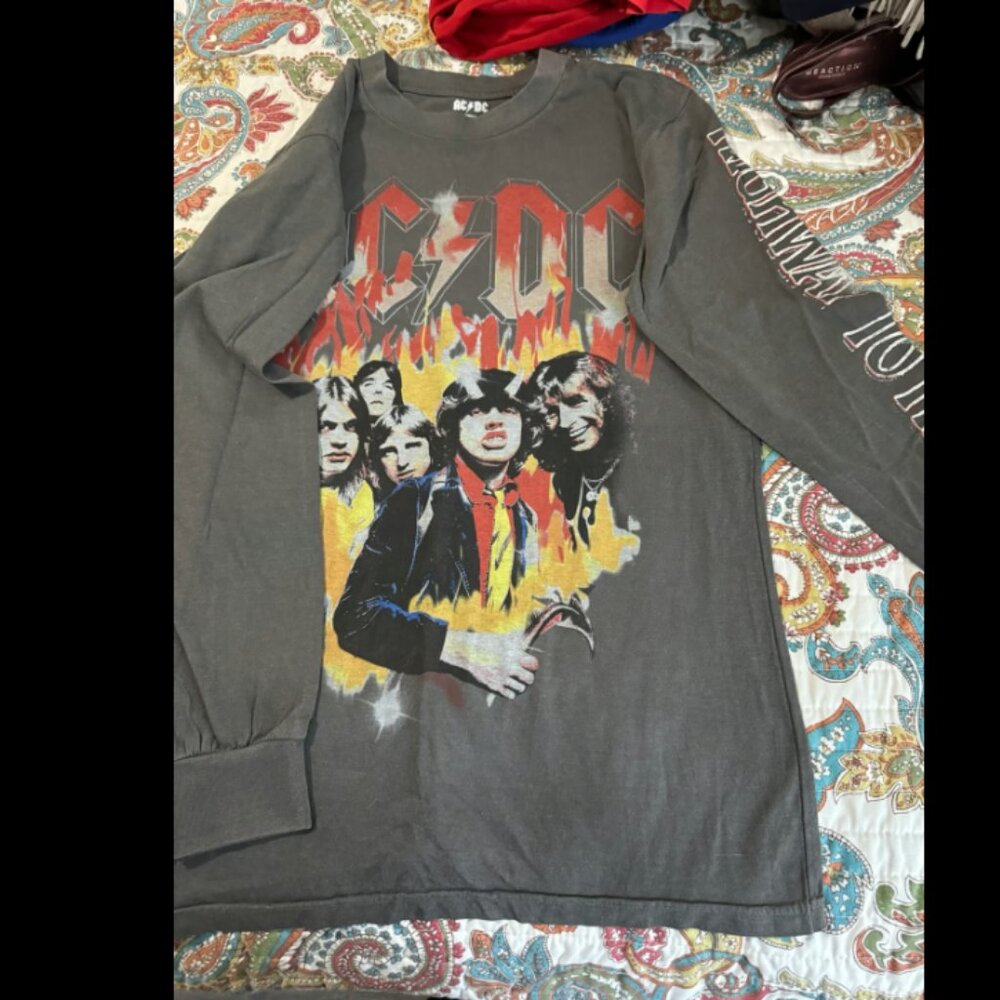 ACDC Long Sleeve shirt Size Small NWOT
